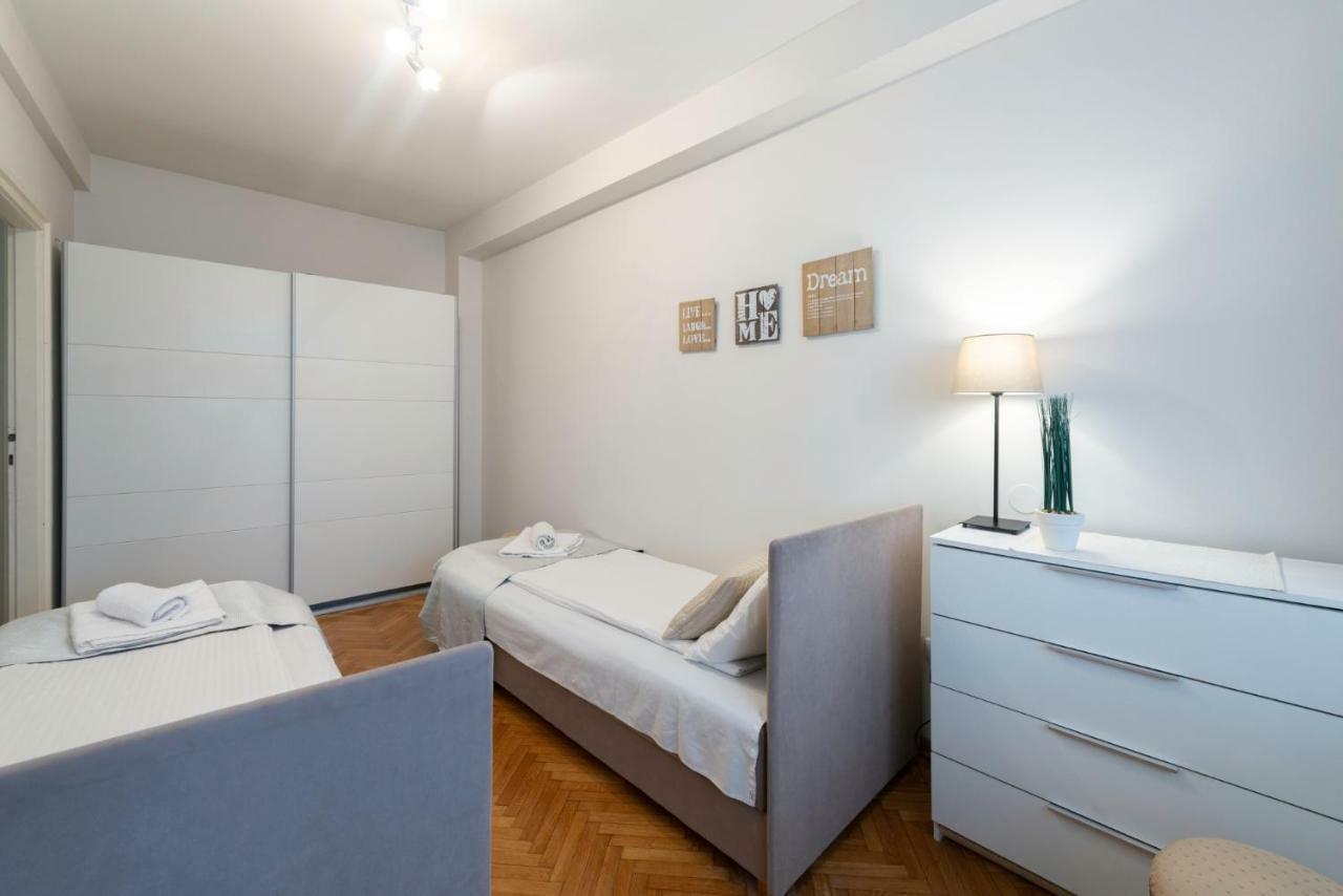 City Break Apartments - Palace 29 Beograd Ngoại thất bức ảnh